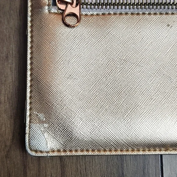 Free With Purchase, Flat Thin Gold Wallet, Clummm, 9"X5" - Picture 5 of 11